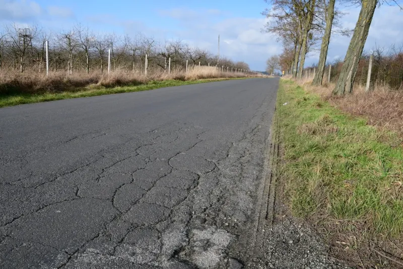 podpisano-umowe-na-rozbudowe-i-przebudowe-drogi-powiatowej-gorzyczki-nowy-golebin-donatowo-12