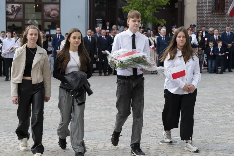 obchody-swieta-konstytucji-3-maja-na-koscianskim-rynku-29