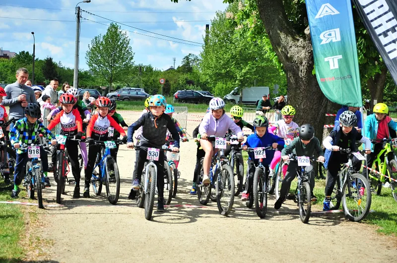 pierwsze-zawody-mini-rehau-cup-2025-za-nami-emocje-i-sportowa-rywalizacja-w-koscianie-6