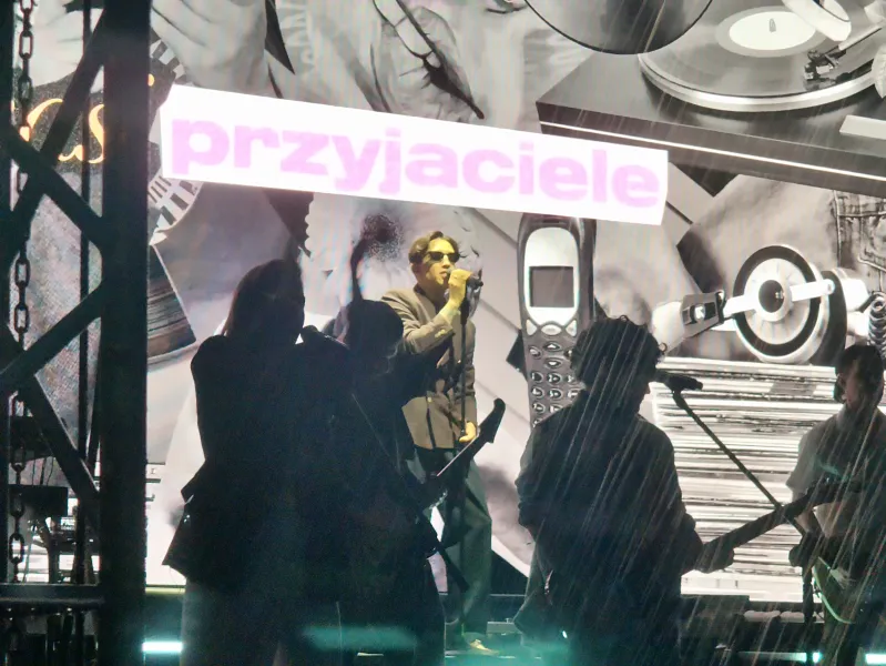 tlumy-na-swiecie-miasta-koscian-dawid-kwiatkowski-porwal-publicznosc-91