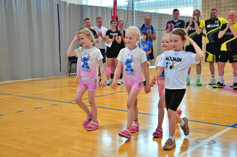 vii-koscianska-siatkowka-sportowa-rywalizacja-na-wysokim-poziomie-240