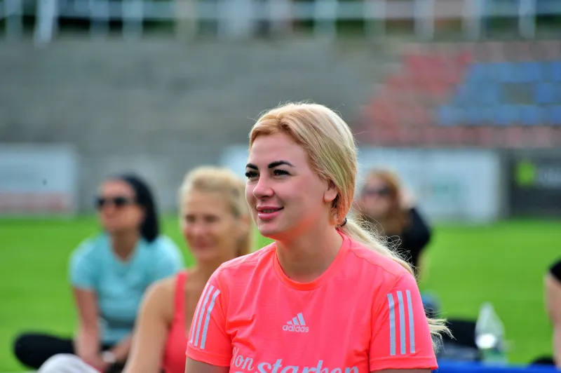 ostatnie-zajecia-jogi-na-stadionie-miejskim-za-nami-6